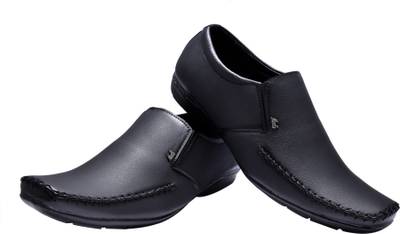 Prolific Complete Man Slip On