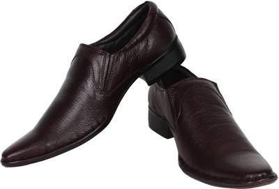 Tufli Slip On