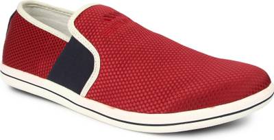 Spunk Dart Sneakers
