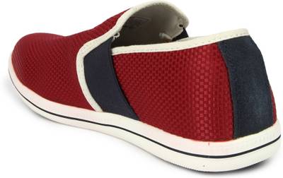 Spunk Dart Sneakers