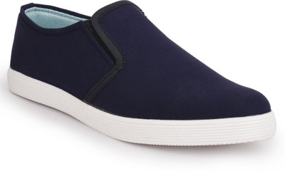

Musk Duck Casuals For Men(Blue