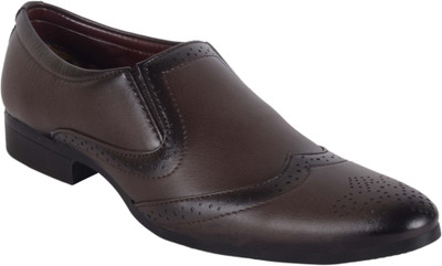 

1AAROW Slip On For Men(Brown