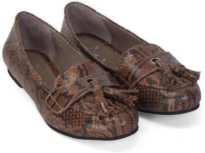 

Brune Exotic Snake Print Women Loafers For Women(Brown