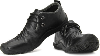 

Lee Cooper Casuals For Men(Black