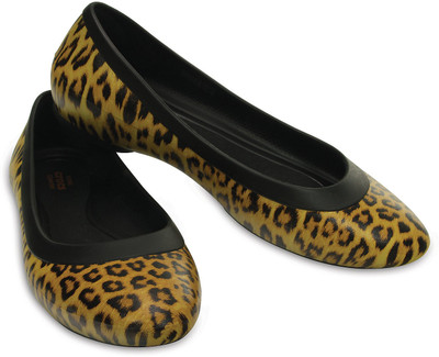

Crocs Crocs Lina Graphic Flat Casuals For Women(Multicolor), 203793-90l