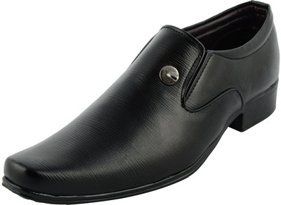 

Da-Dhichi Slip On Shoes For Men(Black