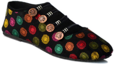 

Myra Party Wear Bellies For Women(Multicolor)