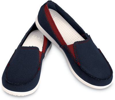 

Crocs Casuals For Women(Navy), 10745-43w