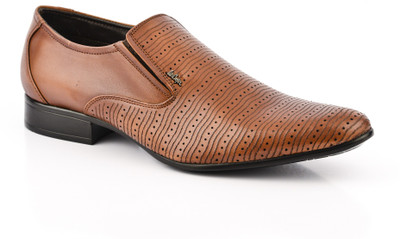 

Lee Cooper Men Slip On Shoes For Men(Brown), Tan