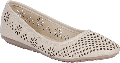 

Mappy Bellies For Women(White, Cream