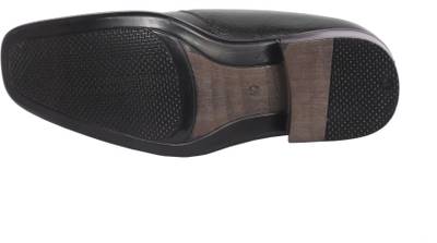 Aramish Slip On