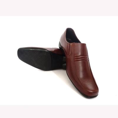 Besto Slip On