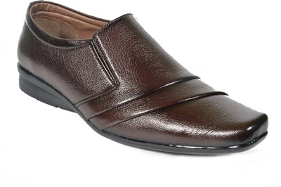 

Lee Grip Slip On Shoes For Men(Brown)