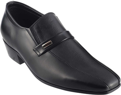 

Mochi Mens Slip On Shoes For Men(Black, 11;black