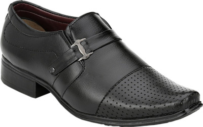 

Azzaro Black Dutch Slip On For Men(Black