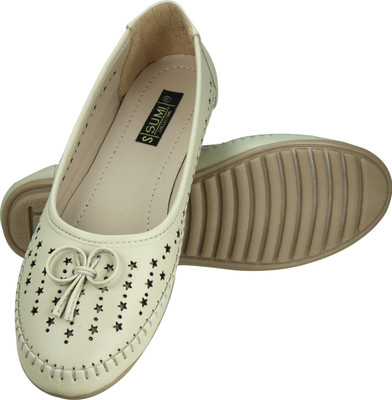 

Sumi Collections Girls Flats(Cream