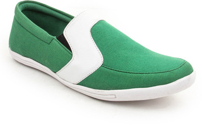 

Bacca Bucci Green Casuals For Men(Green