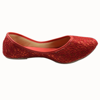 

Tamanna makdi bellies Jutis For Women(Red