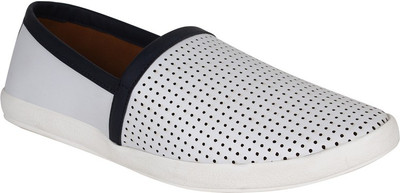 

Guava Casuals For Men(White, 04;white