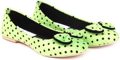 

Ignis Polka Velvet Women Bellies For Women(Green