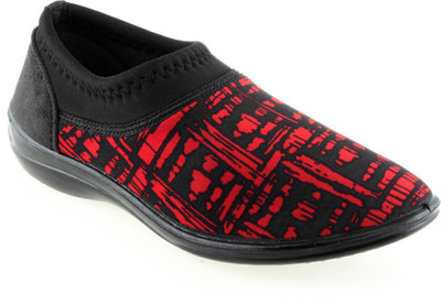 

Lancer Casuals For Women(Black, Red