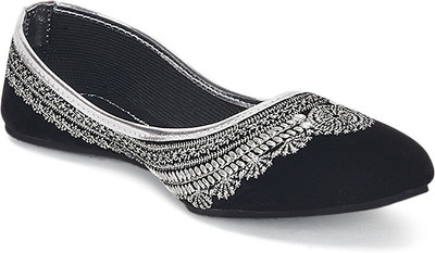 

Paduki Ethnic Jutis For Women(Black