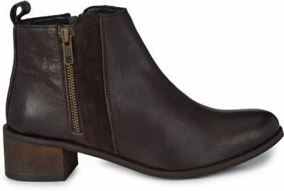 Delize Slip On