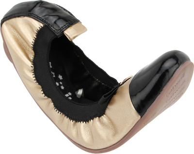 

Catwalk Bellies For Women(Black, Gold)