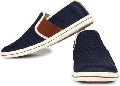 Spunk Dart Sneakers