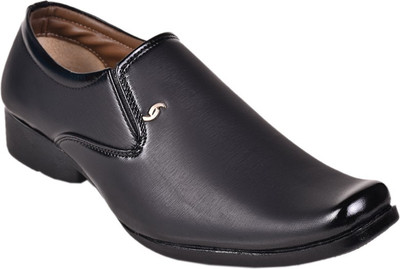 

Somugi Slip On For Men(Black
