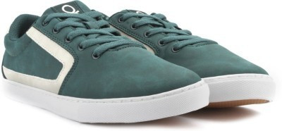 

United Colors of Benetton Men Sneakers For Men(Green, 902