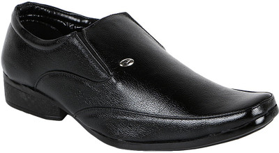 

Kraasa Decent Slip On Shoes For Men(Black)