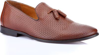 Red Tape Slip On