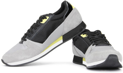 

Diesel Owens Men Sneakers For Men(Black, Grey, H5445