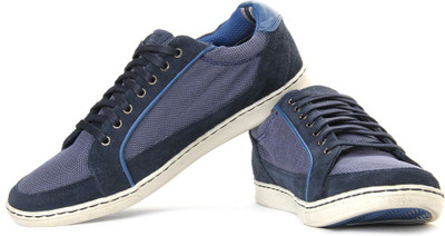 

Levi's Kerman Low Sneakers For Men(Navy, Blue