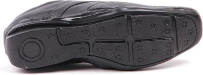 Baaj Slip On