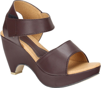 

Roylsace Casuals For Women(Brown