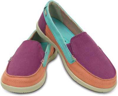

Crocs Walu Canvas Loafers For Women(Purple