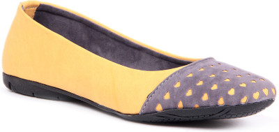 

Sindhi Footwear Women Bellies For Women(Yellow, Grey)