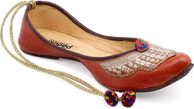 Paduki Ethnic Footwear Mojaris For Women(Brown