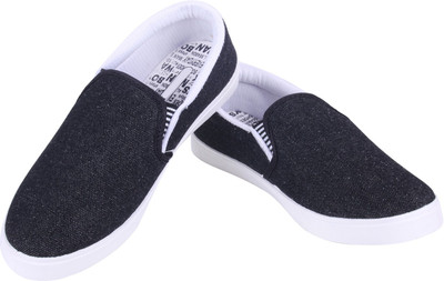 

World Wear Footwear Canvas Shoes For Men(Blue