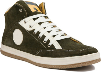 

Bacca Bucci Men genuine leather olive Sneakers For Men(Olive