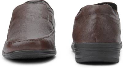 Hush Puppies Jungle-II Slip On Shoes