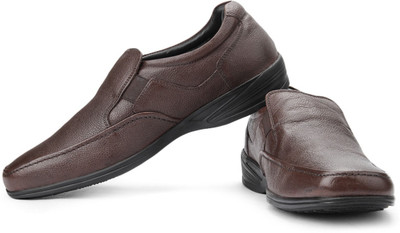 

Hush Puppies By Bata Jungle-II Slip On Shoes For Men(Black, Brown