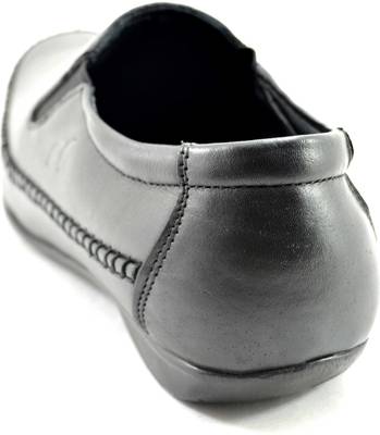 Capella Slip On