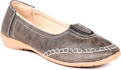 

TEN Casual Shoes For Women(Grey)