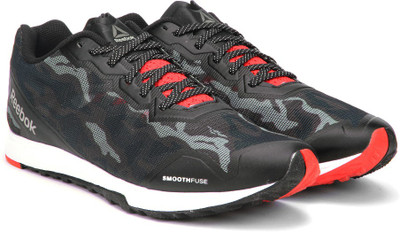 

REEBOK CROSSTRAIN SPRINT 3.0 Training Shoes For Men(Black, Black/whte/red/coal
