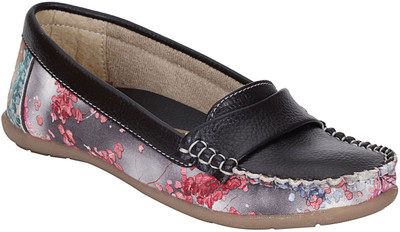 

Mappy Gudiya Loafers For Women(Brown