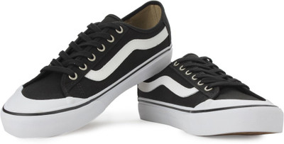 

Vans Black Ball SF Sneaker For Men(White, Blue, White/dress blues