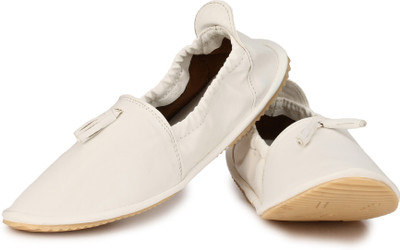 

Restinfoot Boys(White